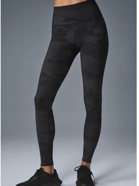 Alo High-Waist Camo Vapor Legging | Size Large